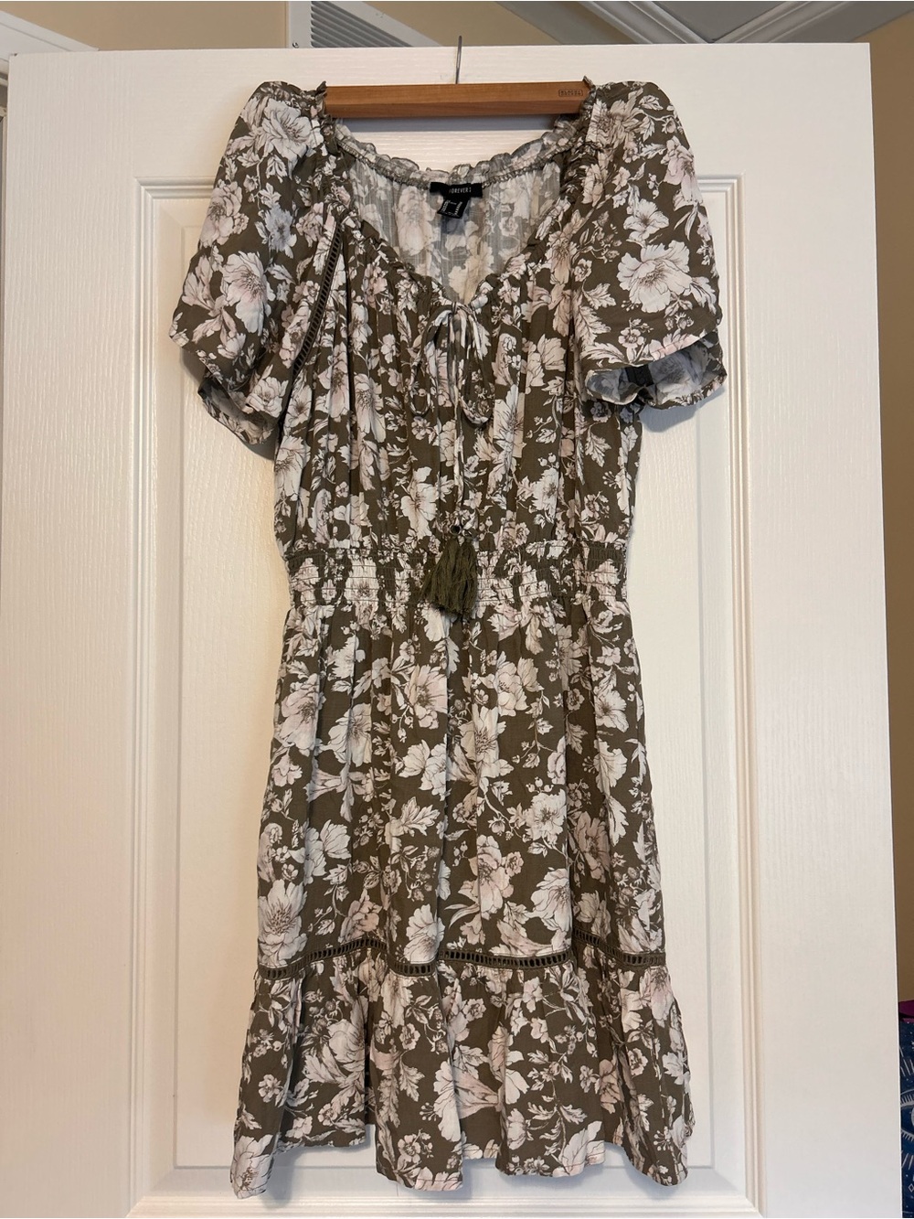 Floral Tie-Front Smocked Waist Dress - Olive/White Forever 21